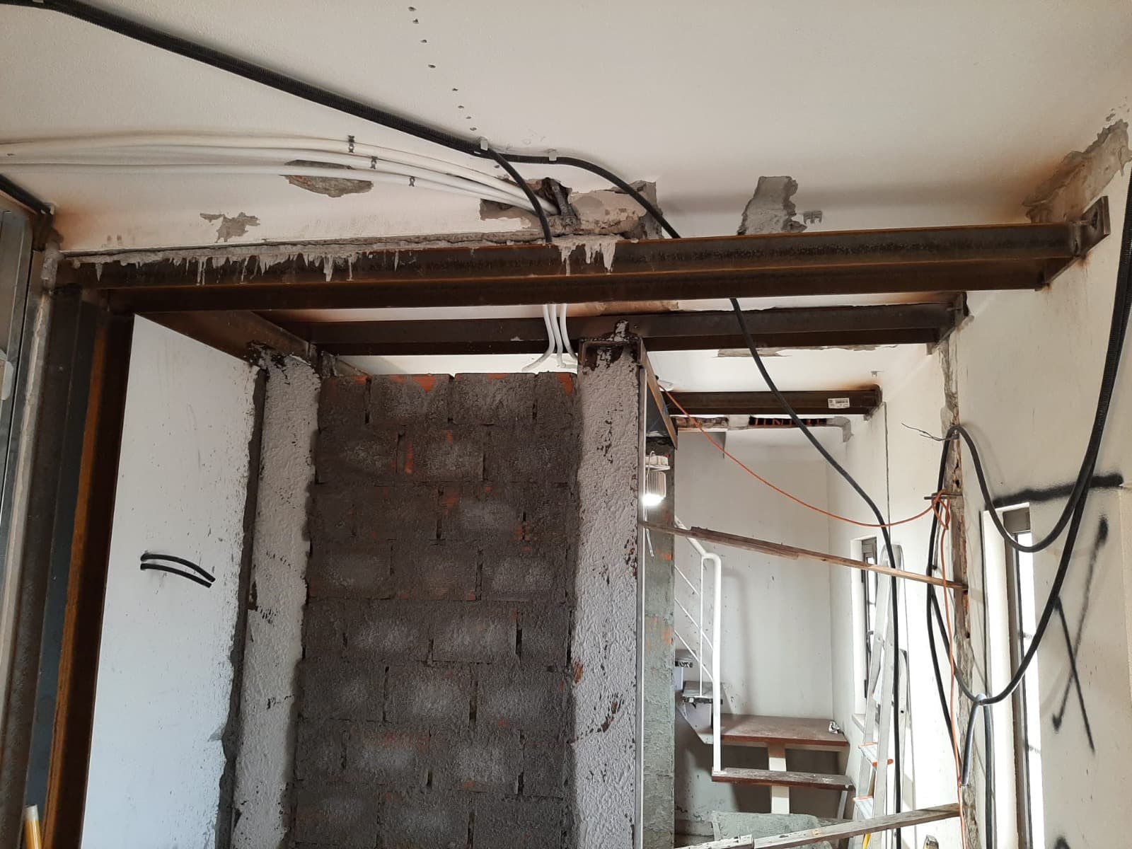 Reabilitação e Reforço Estrutural de Moradia Unifamiliar — 2